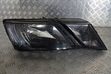Laden Sie das Bild in den Galerie-Viewer, Frontscheinwerfer Skoda Octavia III 5E1941016C Rechts Scheinwerfer Headlight SCH1578744549jt