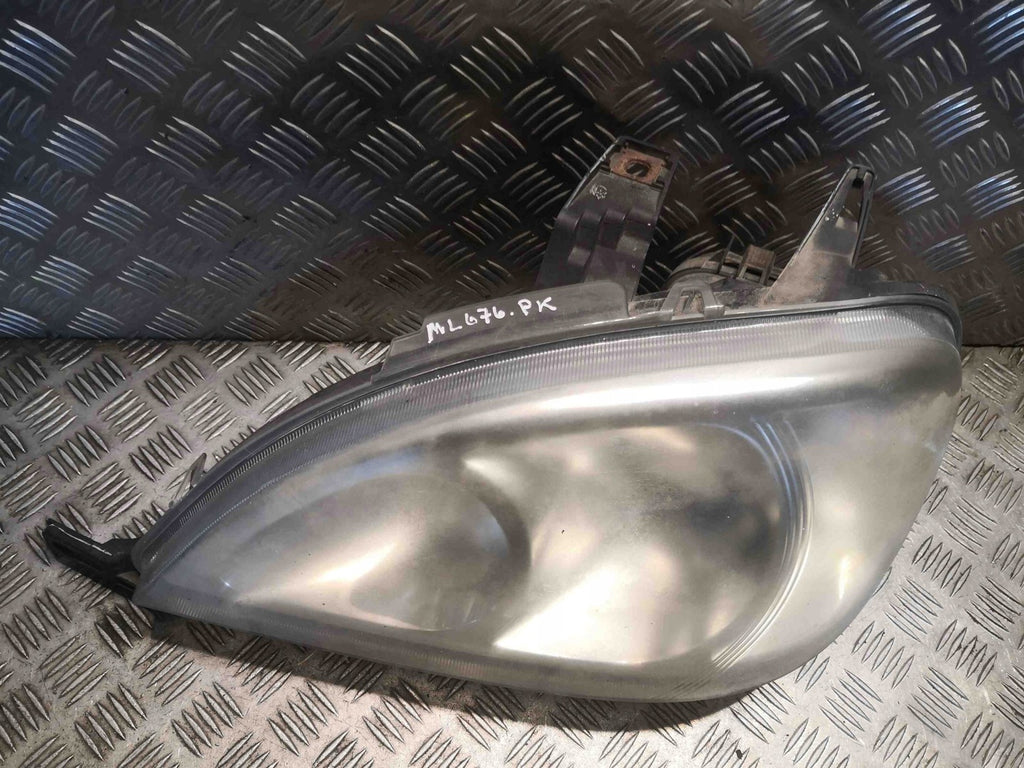 Frontscheinwerfer Mercedes-Benz W163 1638205161 Ein Stück (Rechts oder Links)