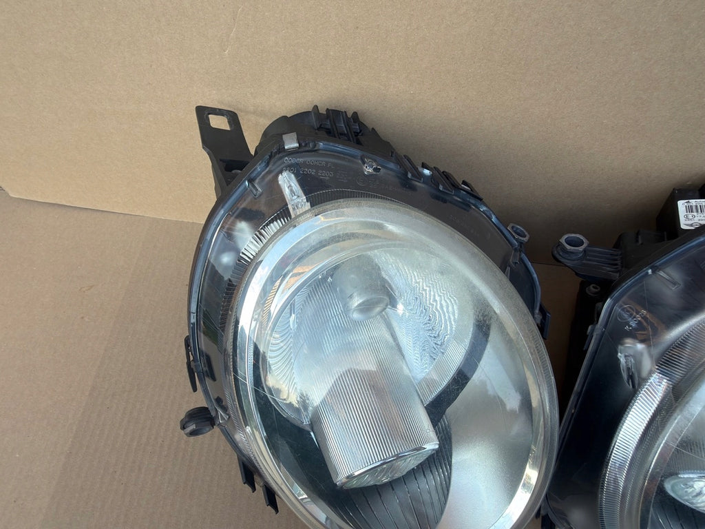 Frontscheinwerfer Mini R57 R55 R56 0301225304 0301225303 Ein Satz Headlight SCH9258206843su