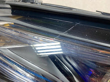 Laden Sie das Bild in den Galerie-Viewer, Frontscheinwerfer Mercedes-Benz W213 A2139064804 LED Rechts Headlight SCH7944579724tm