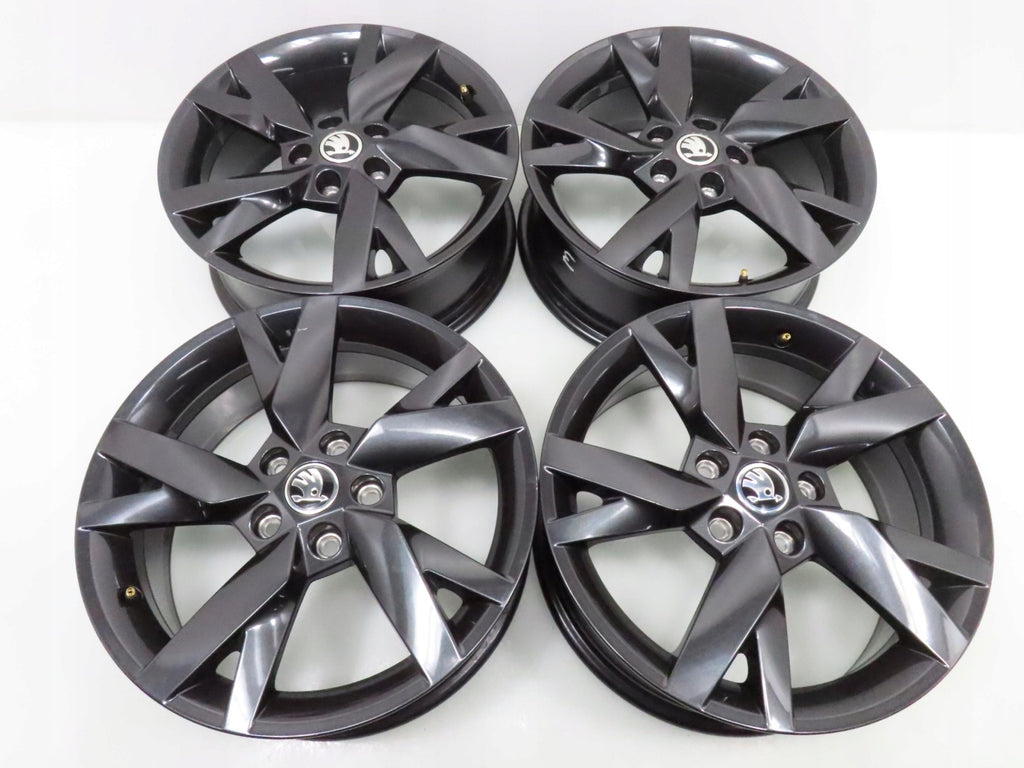 4x Alufelge 17 Zoll 6.5" 5x112 46ET Glanz Silber 5E3601025 Skoda Octavia Iv FEL5099494698dt