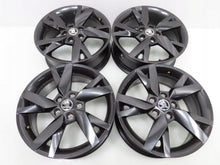 Laden Sie das Bild in den Galerie-Viewer, 4x Alufelge 17 Zoll 6.5" 5x112 46ET Glanz Silber 5E3601025 Skoda Octavia Iv FEL5099494698dt