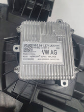 Laden Sie das Bild in den Galerie-Viewer, Frontscheinwerfer VW Transporter 7T2941078B 12032040000 Rechts Headlight SCH9194161822iu