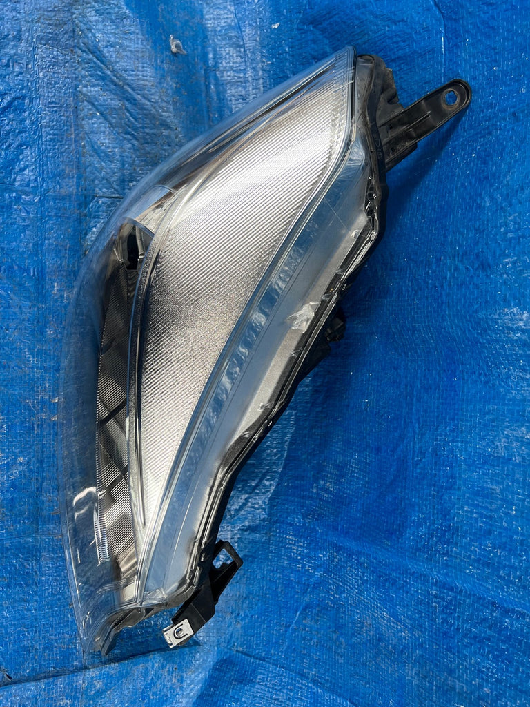 Frontscheinwerfer Toyota Yaris Rechts Scheinwerfer Headlight