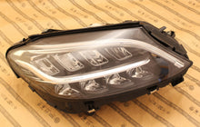 Laden Sie das Bild in den Galerie-Viewer, Frontscheinwerfer Mercedes-Benz W205 A2059066006 LED Rechts Headlight SCH8749874424bz
