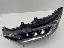 Laden Sie das Bild in den Galerie-Viewer, Frontscheinwerfer Toyota Rav V 4 RCD26587 Links Scheinwerfer Headlight SCH3707941484im