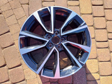 Load image into Gallery viewer, 1x Alufelge 17 Zoll 7.0" 5x100 51ET Schwarz Skoda Fabia Iv Rim Wheel FEL6941668591st