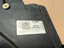 Laden Sie das Bild in den Galerie-Viewer, Frontscheinwerfer Opel Corsa F 3542618 Rechts Scheinwerfer Headlight SCH2807085860pt