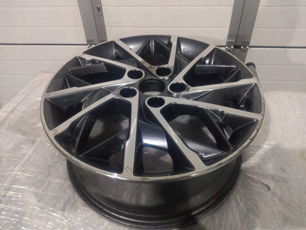 1x Alufelge 17 Zoll 7.0" 5x114.3 53ET Matt Silber 52910-F2CA0 Hyundai Elantra FEL1723378910ab