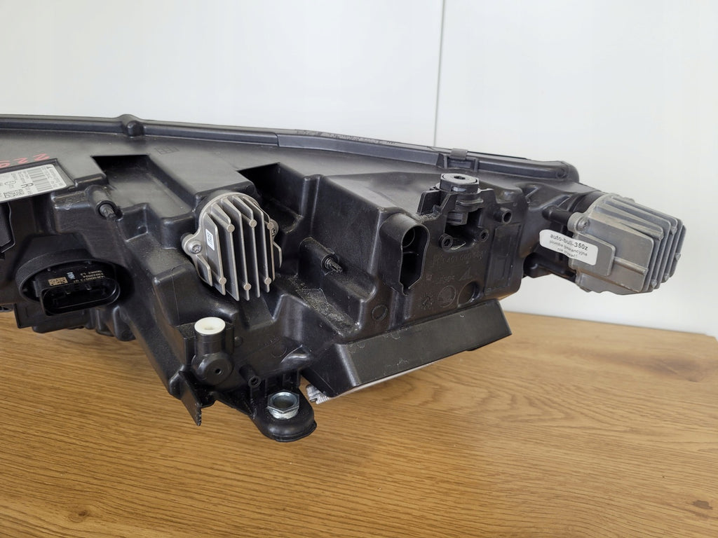 Frontscheinwerfer Skoda Octavia Fabia 5E4941016B Rechts Scheinwerfer Headlight SCH3968312572jf