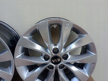 Load image into Gallery viewer, 1x Alufelge 17 Zoll 7.5&quot; 5x114.3 52 5ET Glanz Graphit 52910-D4250 Kia Optima