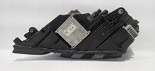 Laden Sie das Bild in den Galerie-Viewer, Frontscheinwerfer Skoda Octavia III 5E1941016 Full LED Rechts Headlight SCH5266468236zk