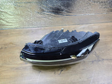 Load image into Gallery viewer, Frontscheinwerfer Dacia Duster 260603515R LED Ein Stück (Rechts oder Links)