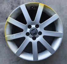 Laden Sie das Bild in den Galerie-Viewer, 1x Alufelge 17 Zoll 7.5&quot; 5x108 8685788 Volvo Xc90 Rim Wheel