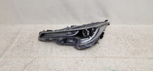 Laden Sie das Bild in den Galerie-Viewer, Frontscheinwerfer Toyota Corolla 8115002S70 LED Links Scheinwerfer Headlight SCH5608848506kp