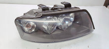 Laden Sie das Bild in den Galerie-Viewer, Frontscheinwerfer Audi A4 B6 8E0941004M Rechts Scheinwerfer Headlight