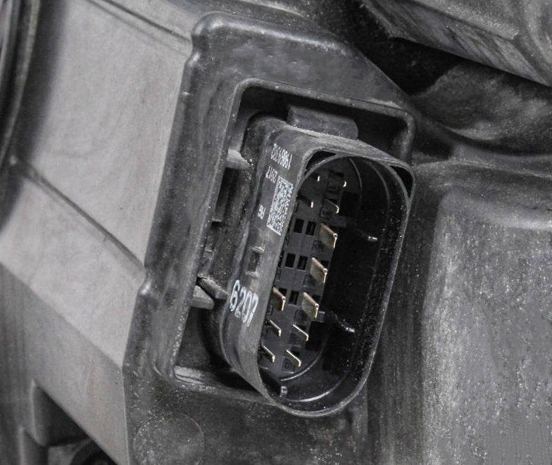 Frontscheinwerfer Mercedes-Benz Vito W447 A4479069800 Rechts Headlight SCH6313080867vj