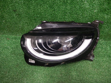 Laden Sie das Bild in den Galerie-Viewer, Frontscheinwerfer Fiat 500e 00521400320 Links Scheinwerfer Headlight SCH2698622364ag