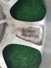 Laden Sie das Bild in den Galerie-Viewer, 1x Alufelge 15 Zoll 4x100 6769405 Mini R56 Coupe Rim Wheel FEL2545537860mx