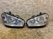 Laden Sie das Bild in den Galerie-Viewer, Frontscheinwerfer Ford C Max C-Max 7M51-13W029AA 7M51-13W030AA Ein Satz SCH2660531541sy