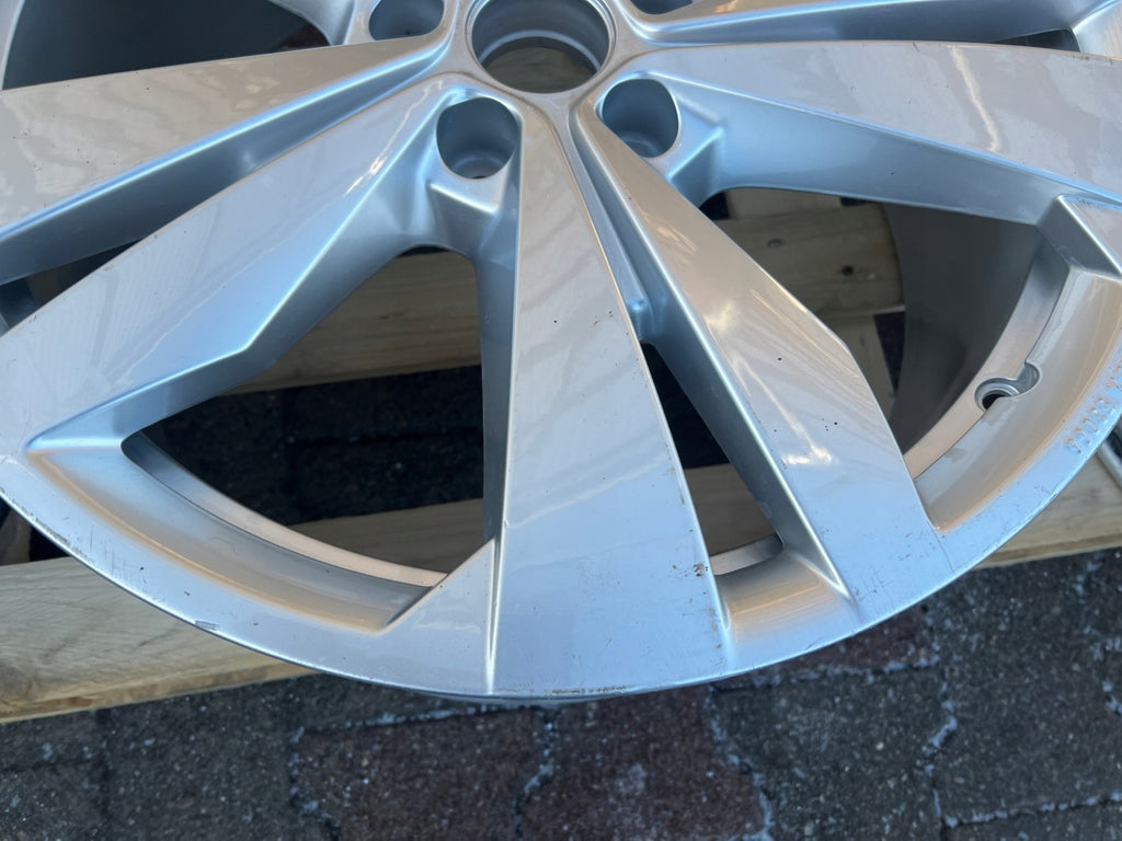 1x Alufelge 19 Zoll 8.0" 5x112 Glanz 11A071499-422 VW Id.4 Rim Wheel FEL9437957990fc