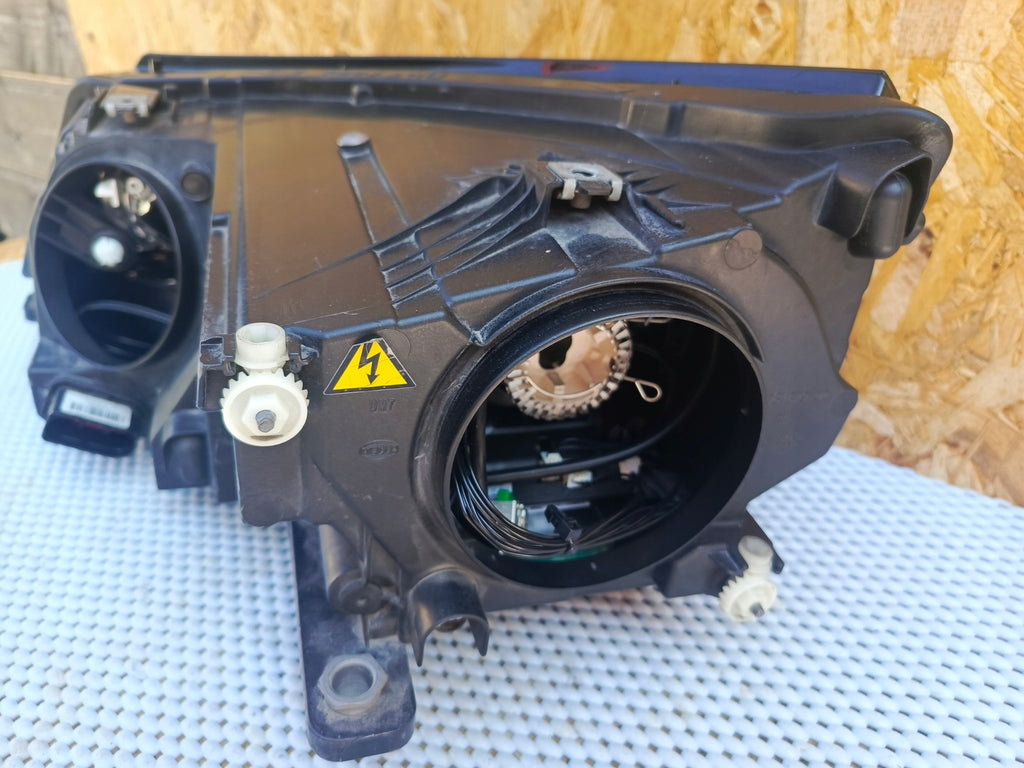 Frontscheinwerfer VW Tiguan 5N1941752 Bi-Xenon Rechts Scheinwerfer Headlight