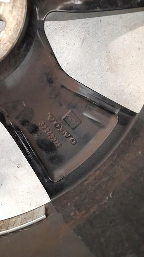 1x Alufelge 19 Zoll 7.5" 5x108 50 5ET Glanz Schwarz 32243375 Volvo Xc40 FEL7892360424aq