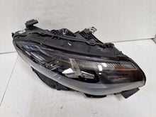 Laden Sie das Bild in den Galerie-Viewer, Frontscheinwerfer Mercedes-Benz Cla A1749064202 Rechts Scheinwerfer Headlight SCH6349555031kx