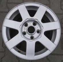Laden Sie das Bild in den Galerie-Viewer, 4x Alufelge 15 Zoll 7.0" 5x112 45ET Glanz Silber Audi I Rim Wheel FEL8981235543tw