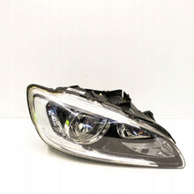 Load image into Gallery viewer, Frontscheinwerfer Volvo V60 31420116 Rechts Scheinwerfer Headlight SCH8836476573zw