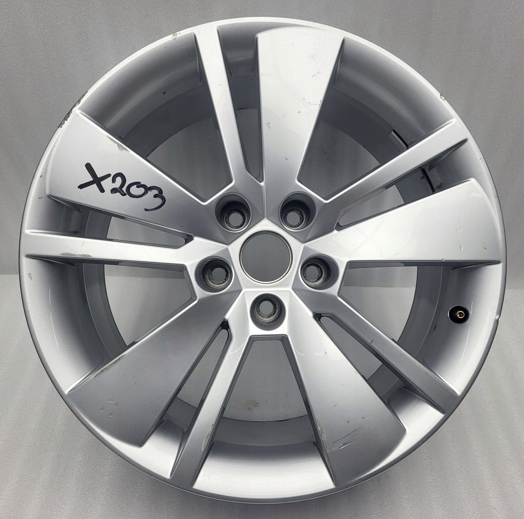 1x Alufelge 18 Zoll 8.0" 5x112 44ET 3V0601025F Skoda Superb Rim Wheel