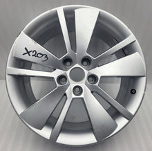 Load image into Gallery viewer, 1x Alufelge 18 Zoll 8.0&quot; 5x112 44ET 3V0601025F Skoda Superb Rim Wheel