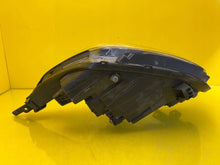 Load image into Gallery viewer, Frontscheinwerfer Kia Stonic 92102H8 LED Rechts Scheinwerfer Headlight