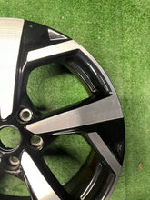 Load image into Gallery viewer, 1x Alufelge 19 Zoll 7.0&quot; 5x114.3 40ET N8890110 Nissan X-Trail Qashqai Rim Wheel