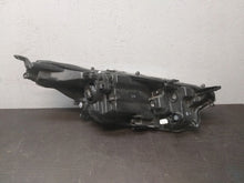 Load image into Gallery viewer, Frontscheinwerfer Toyota 4 Yaris Links Scheinwerfer Headlight