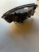 Laden Sie das Bild in den Galerie-Viewer, Frontscheinwerfer Renault 260606796R Links Scheinwerfer Headlight SCH5697088427tu