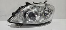 Laden Sie das Bild in den Galerie-Viewer, Frontscheinwerfer Toyota Auris 81150-02540 Links Scheinwerfer Headlight