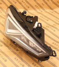 Laden Sie das Bild in den Galerie-Viewer, Frontscheinwerfer Cupra Formentor Leon 5FB941008 LED Rechts Headlight SCH5530259341un