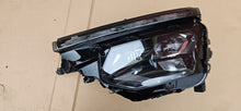 Load image into Gallery viewer, Frontscheinwerfer Skoda Kamiq 658941016B LED Ein Stück (Rechts oder Links) SCH3533500216ys
