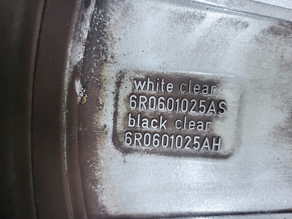 1x Alufelge 17 Zoll 7.5" 5x100 38ET Glanz Schwarz 6R0601025P VW Polo 6r