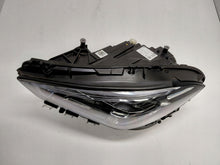 Laden Sie das Bild in den Galerie-Viewer, Frontscheinwerfer Mercedes-Benz Cla A1189066901 Links Scheinwerfer Headlight SCH8062764117kr