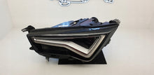 Laden Sie das Bild in den Galerie-Viewer, Frontscheinwerfer Seat Ateca 576941031B Full LED Links Scheinwerfer Headlight