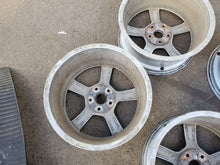 Laden Sie das Bild in den Galerie-Viewer, 1x Alufelge 17 Zoll 5x120 8V0601025S Audi A3 Rim Wheel FEL7105935366qp