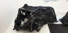 Laden Sie das Bild in den Galerie-Viewer, Frontscheinwerfer Audi Q3 83A941033 83A941034 Full LED Rechts oder Links SCH6065895223cx