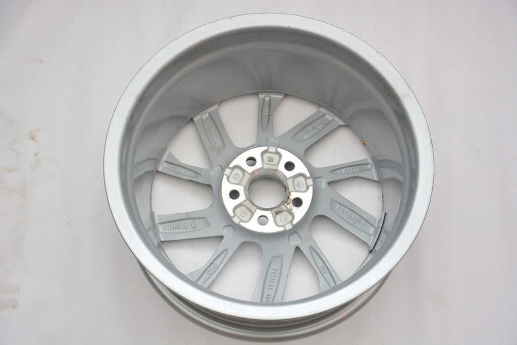 1x Alufelge 16 Zoll 6.5" 5x100 40ET Glanz Silber 82A601025 Audi Rim Wheel