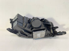 Laden Sie das Bild in den Galerie-Viewer, Frontscheinwerfer Skoda Fabia III 6V1941015E Links Scheinwerfer Headlight SCH6263770754yb