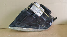 Laden Sie das Bild in den Galerie-Viewer, Frontscheinwerfer VW Touareg 7L6941015BK Xenon Ein Stück (Rechts oder Links)