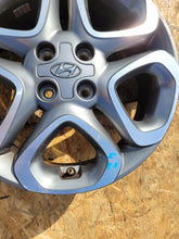 Laden Sie das Bild in den Galerie-Viewer, 1x Alufelge 16 Zoll 6.0" 4x100 50ET Glanz Schwarz 52910C8700 Hyundai I20 II Mg FEL9986045617oh