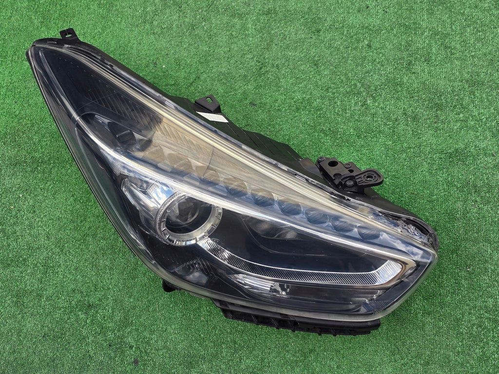 Frontscheinwerfer Hyundai I I40 92102-3 LED Rechts Scheinwerfer Headlight SCH5293505344pc