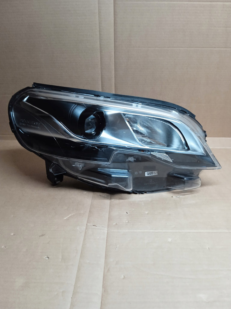 Frontscheinwerfer Peugeot Expert 9808235780-00 Xenon Rechts Headlight